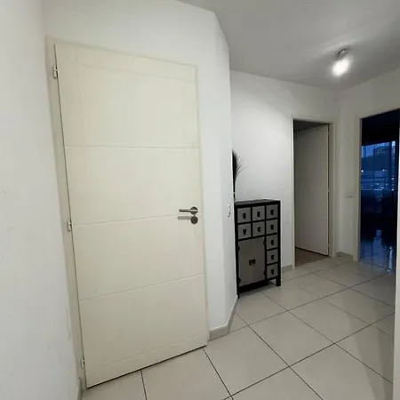 Apartment De